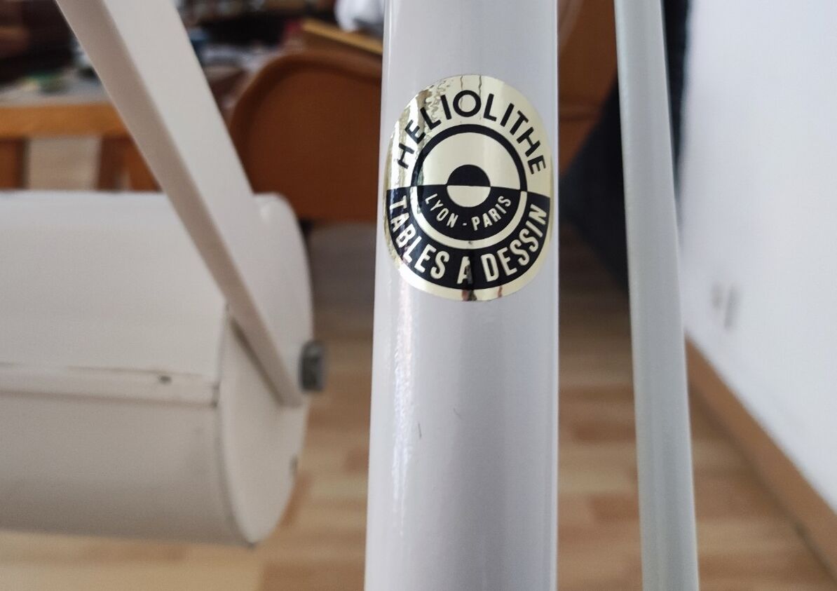 Architect drawing table Héliolithe