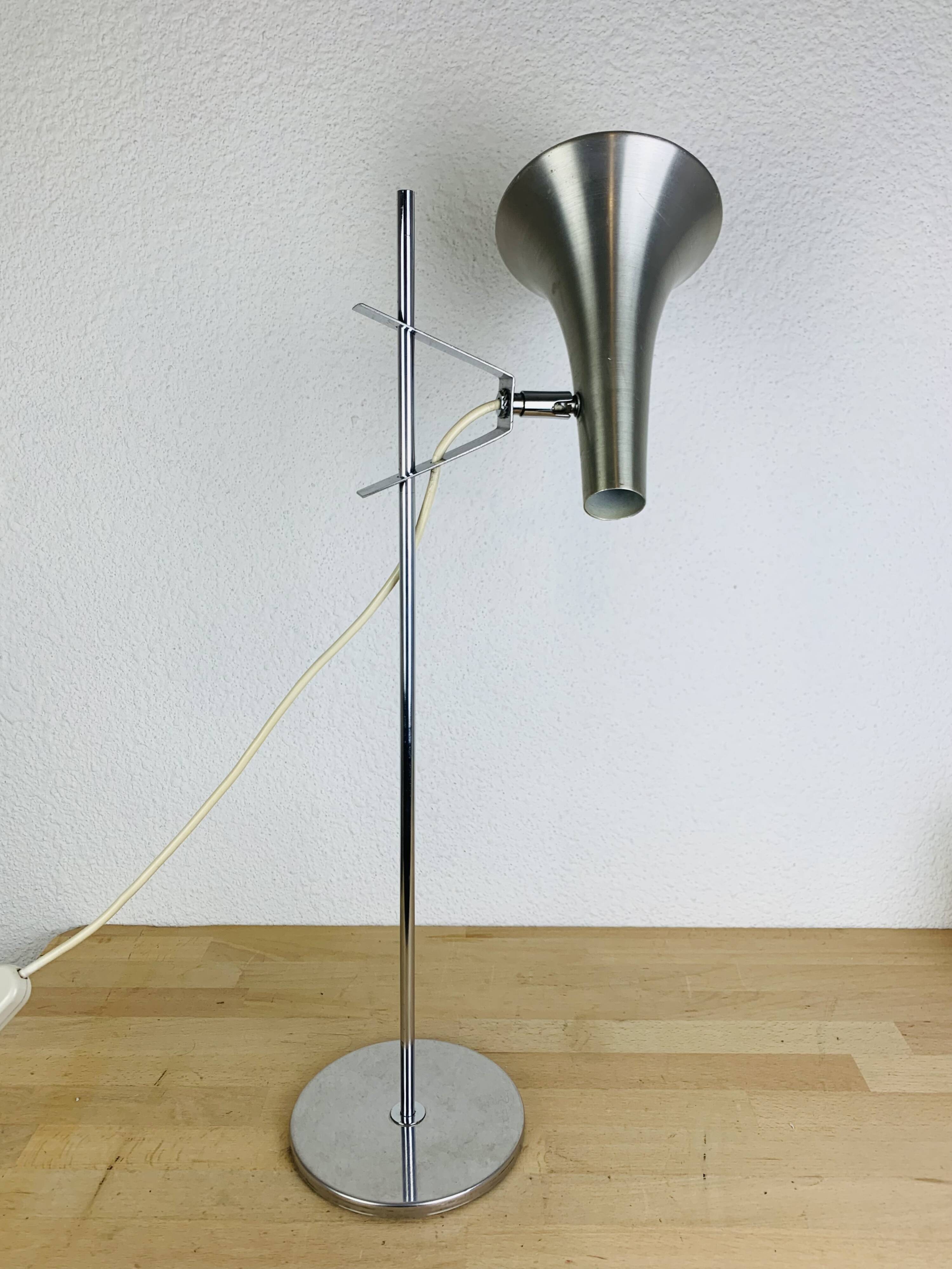 Vintage 70s aluminum desk lamp