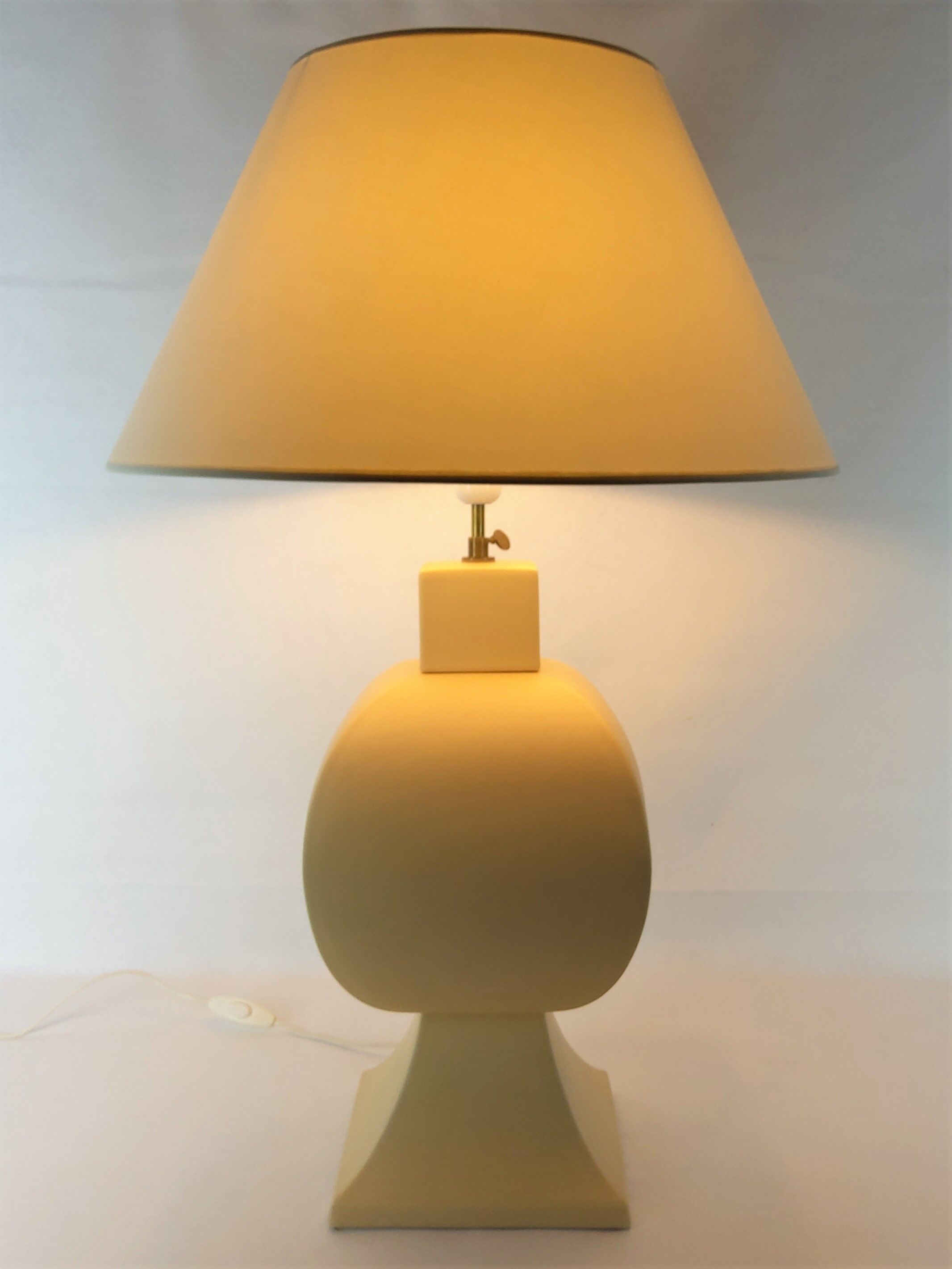 Ceramic lamp, pastel yellow Charolles earthenware 1980
