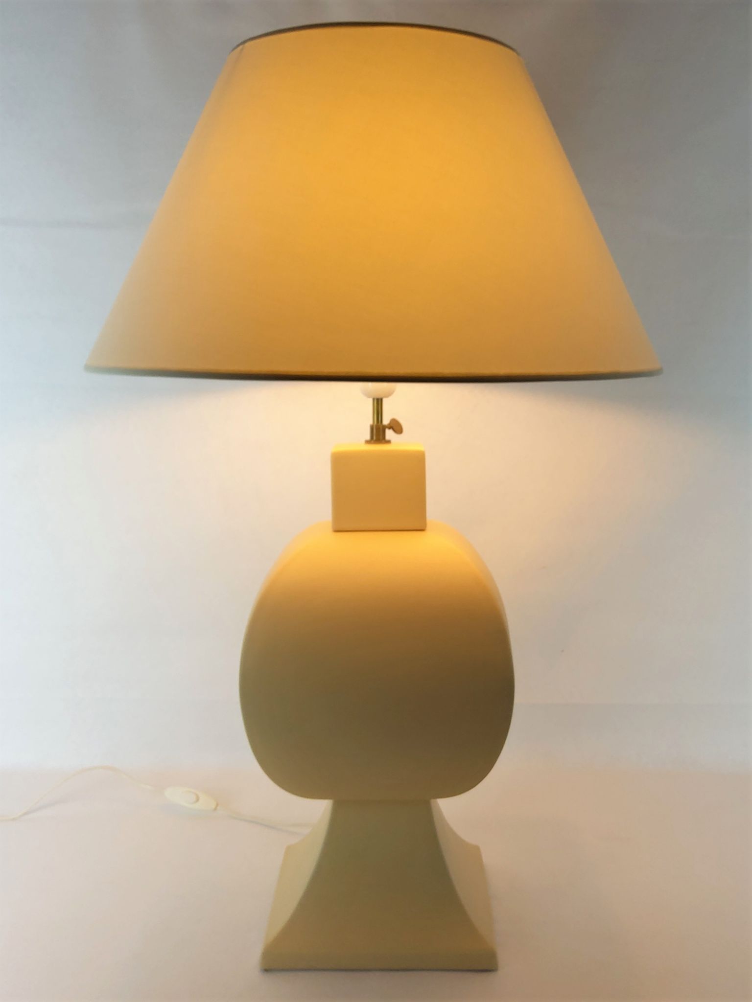 Ceramic lamp, pastel yellow Charolles earthenware 1980