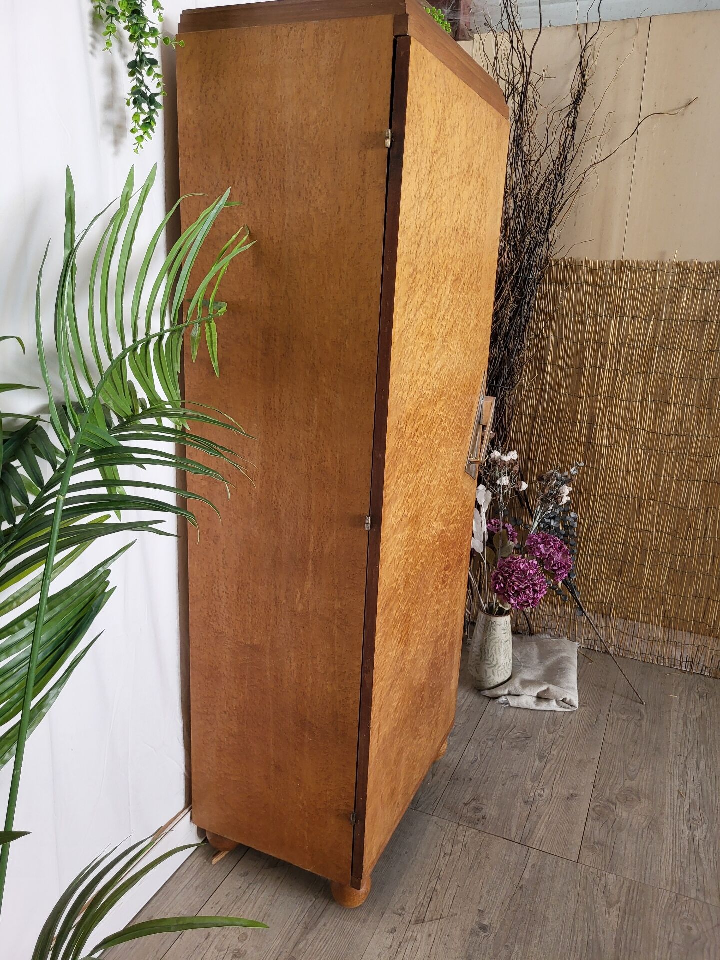 Art Deco bonnetière
