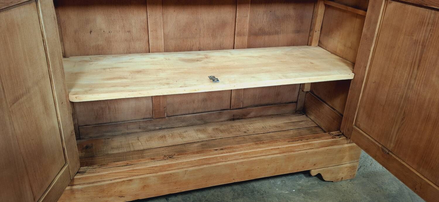 Two-piece glass-fronted buffet