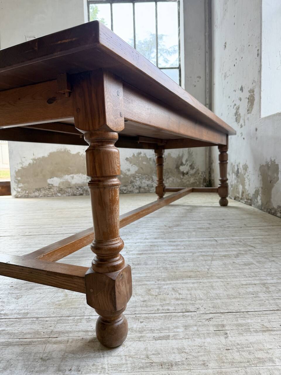 Table repas style drapière noyer 2m5/3m5 1900