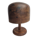 Standing wooden hat shape, 1900