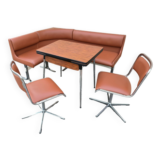 2 chaises, banc et table de cuisine, années 60-70