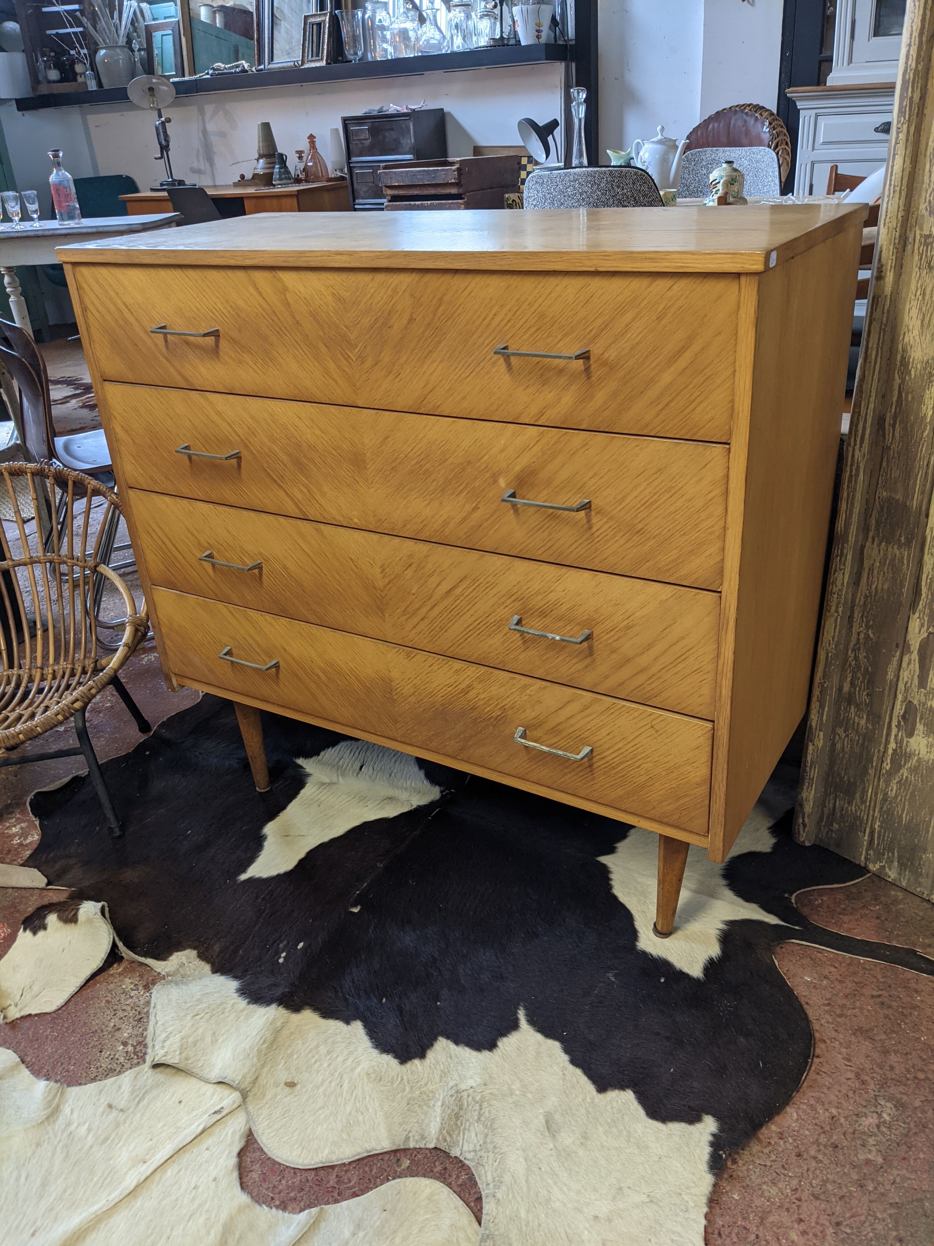 Vintage chest of drawers