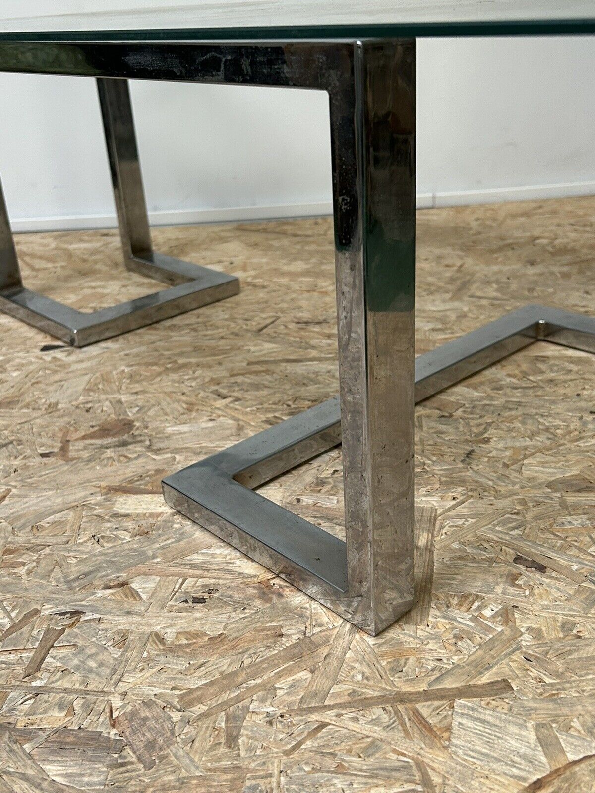 Old glass and chrome coffee table, 70