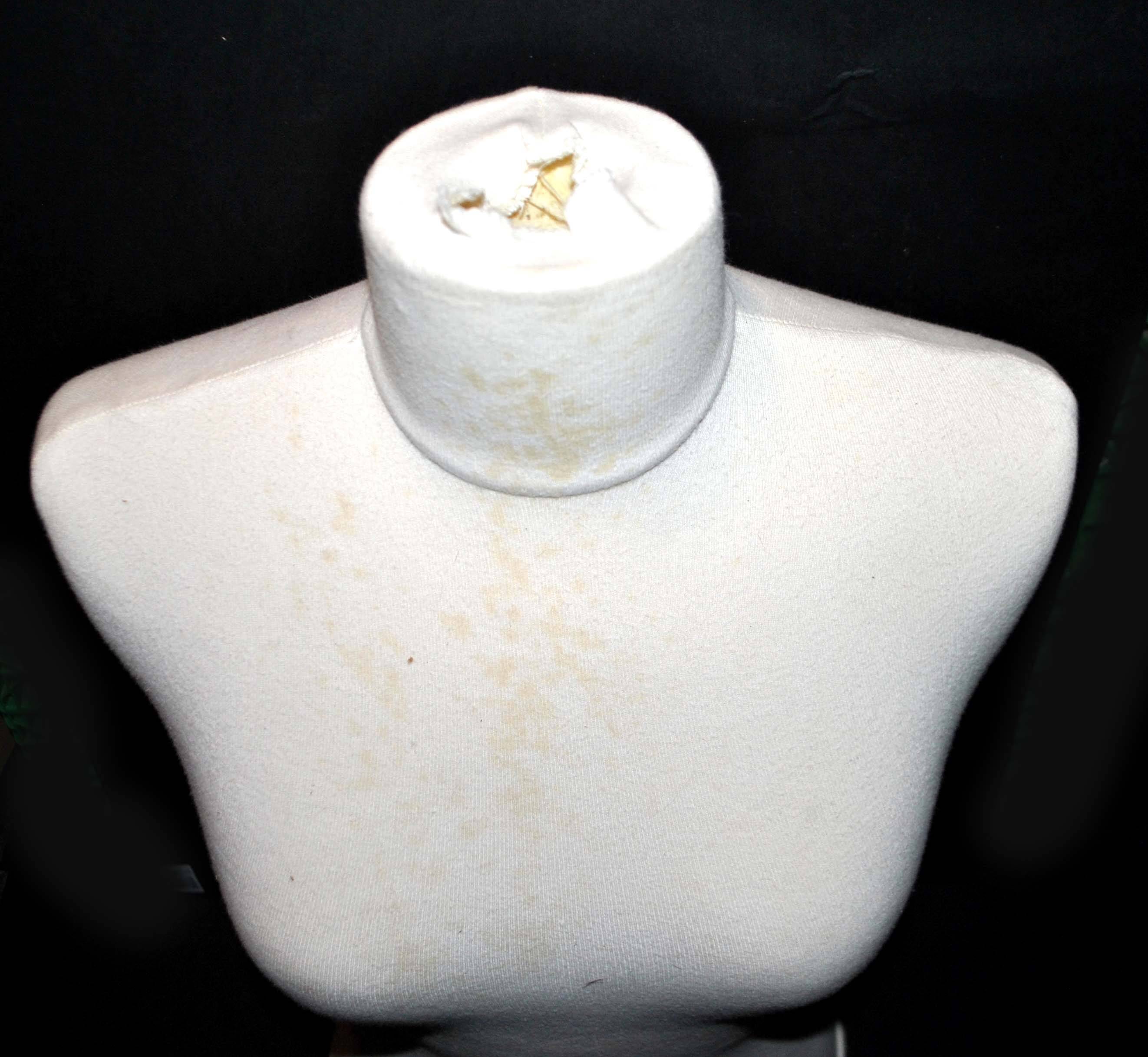 Vintage foam display mannequin bust - Decorative seamstress bust