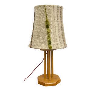 lampe en bois et abat-jour - laine