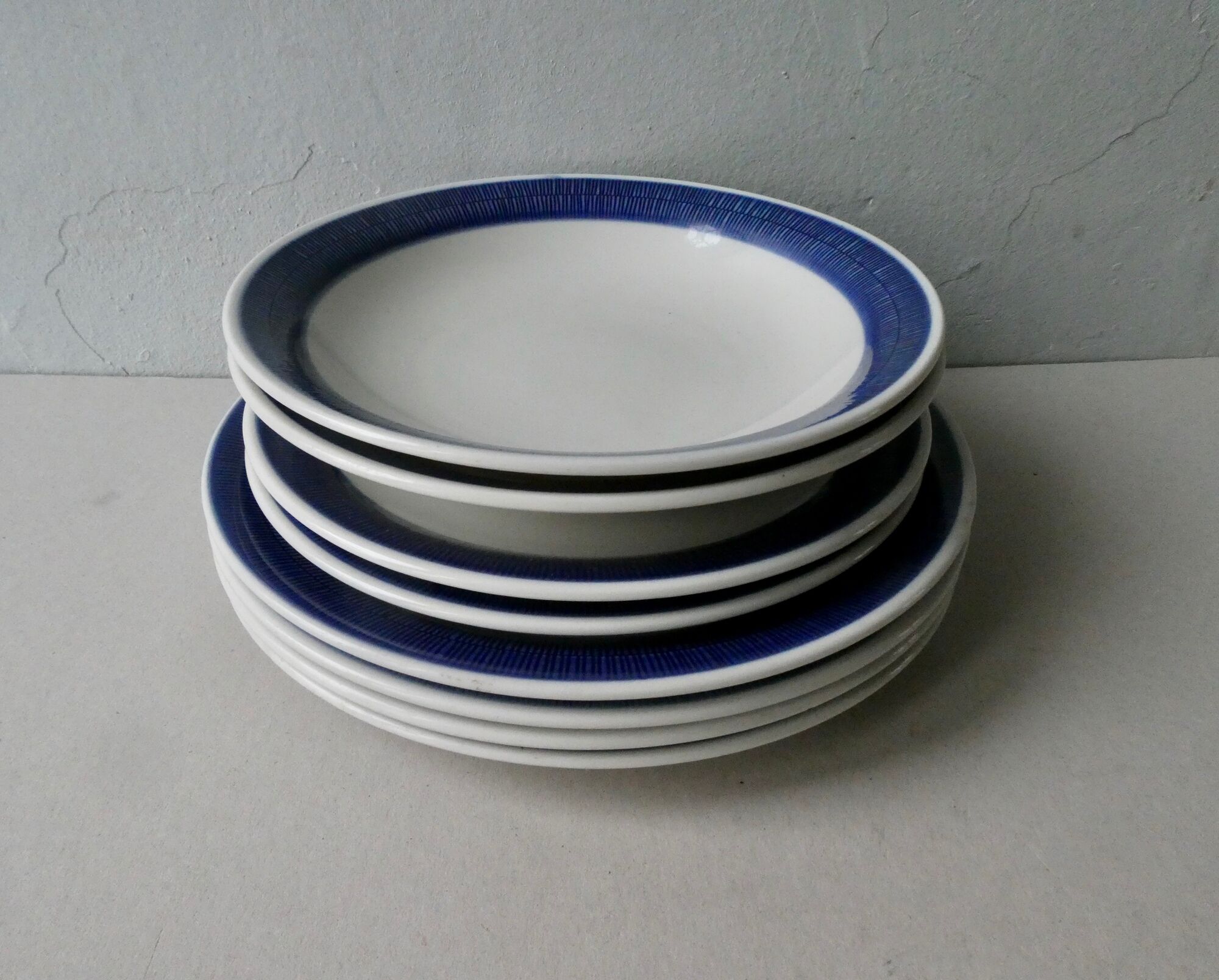 8 Scandinavian plates design Hertha Bengston, Koka Rörstrand, 50s