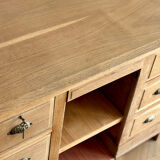 Oak counter