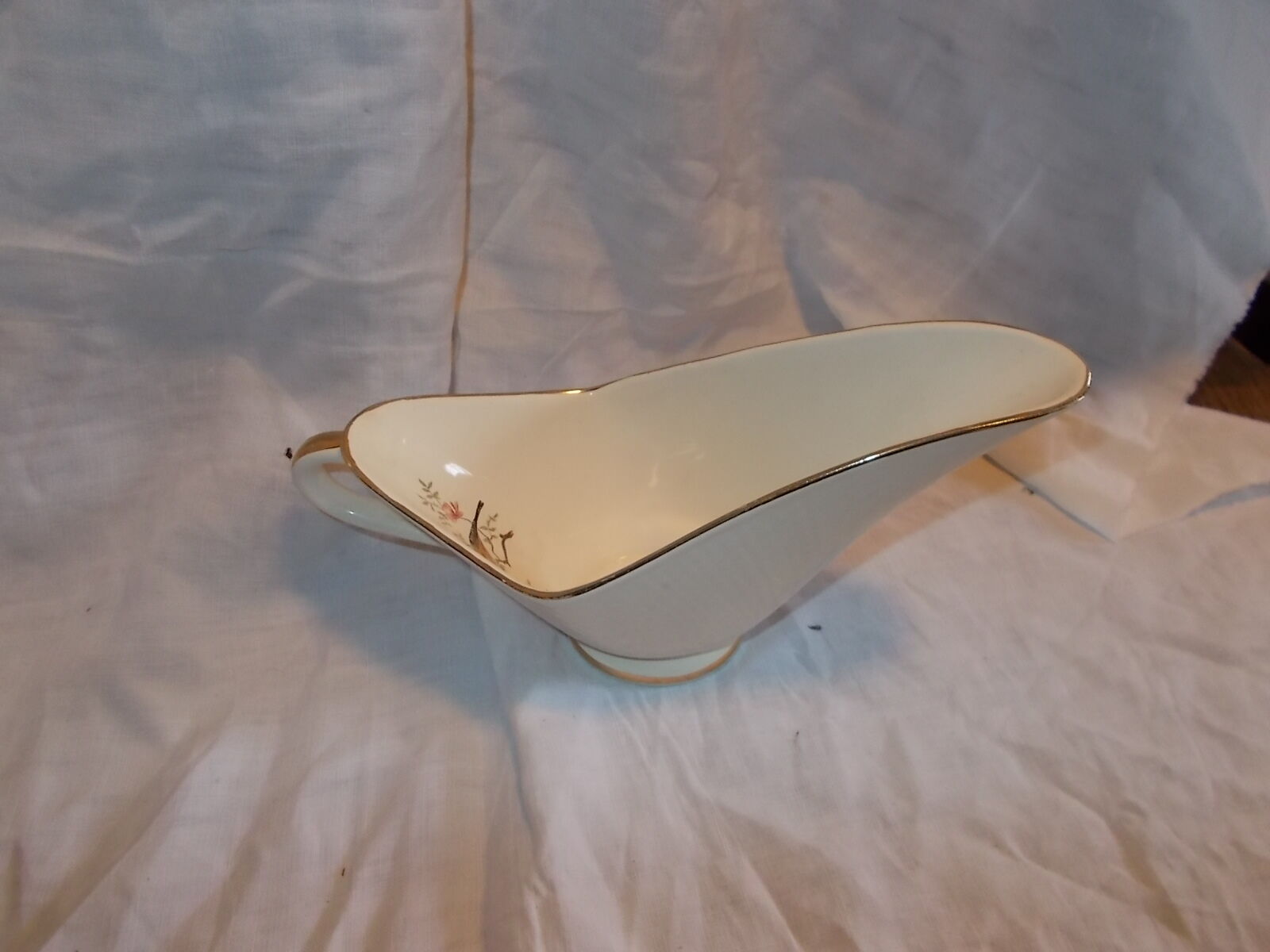 Salins sauce boat, lotus model.