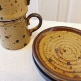 Set of 3 coffee cups and saucers