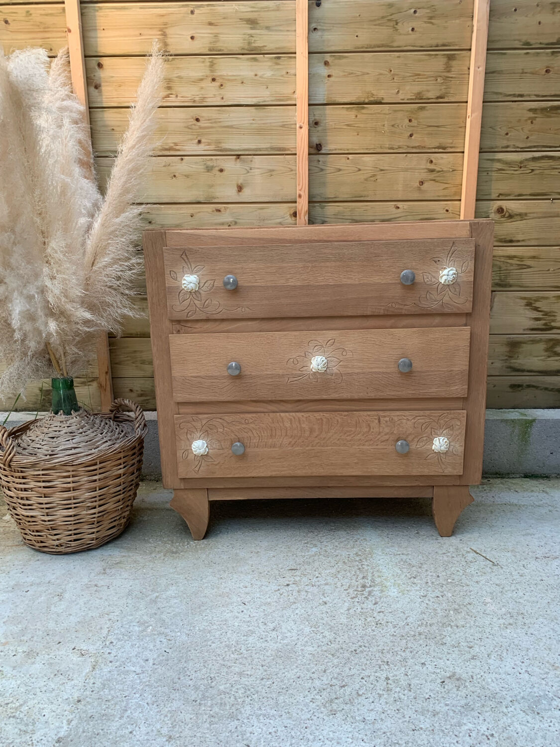 Art Deco chest of drawers