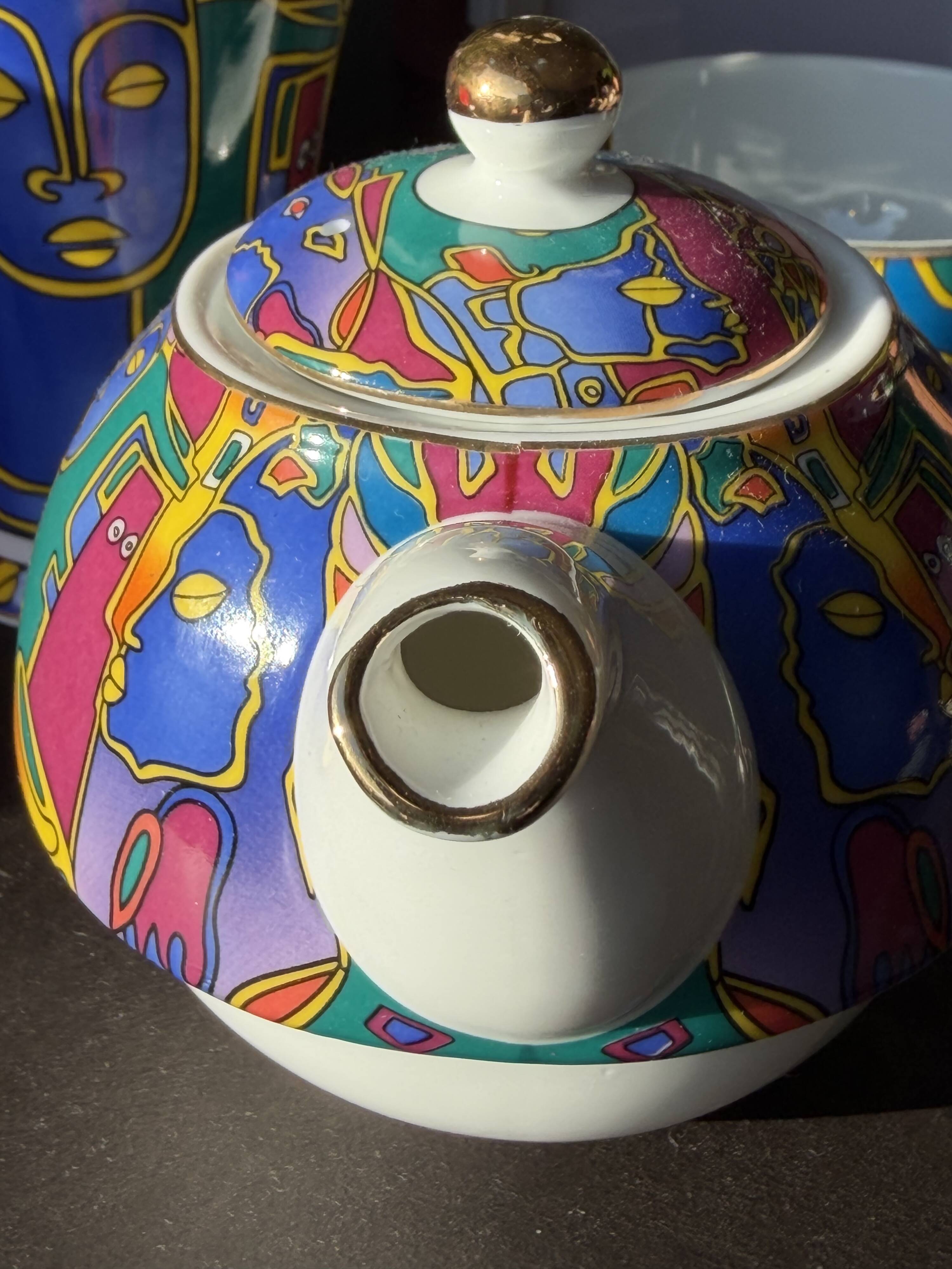 Teapot and cups "So French" decor of the galleon