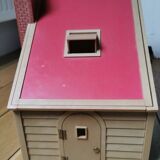 Sylvanian house and family