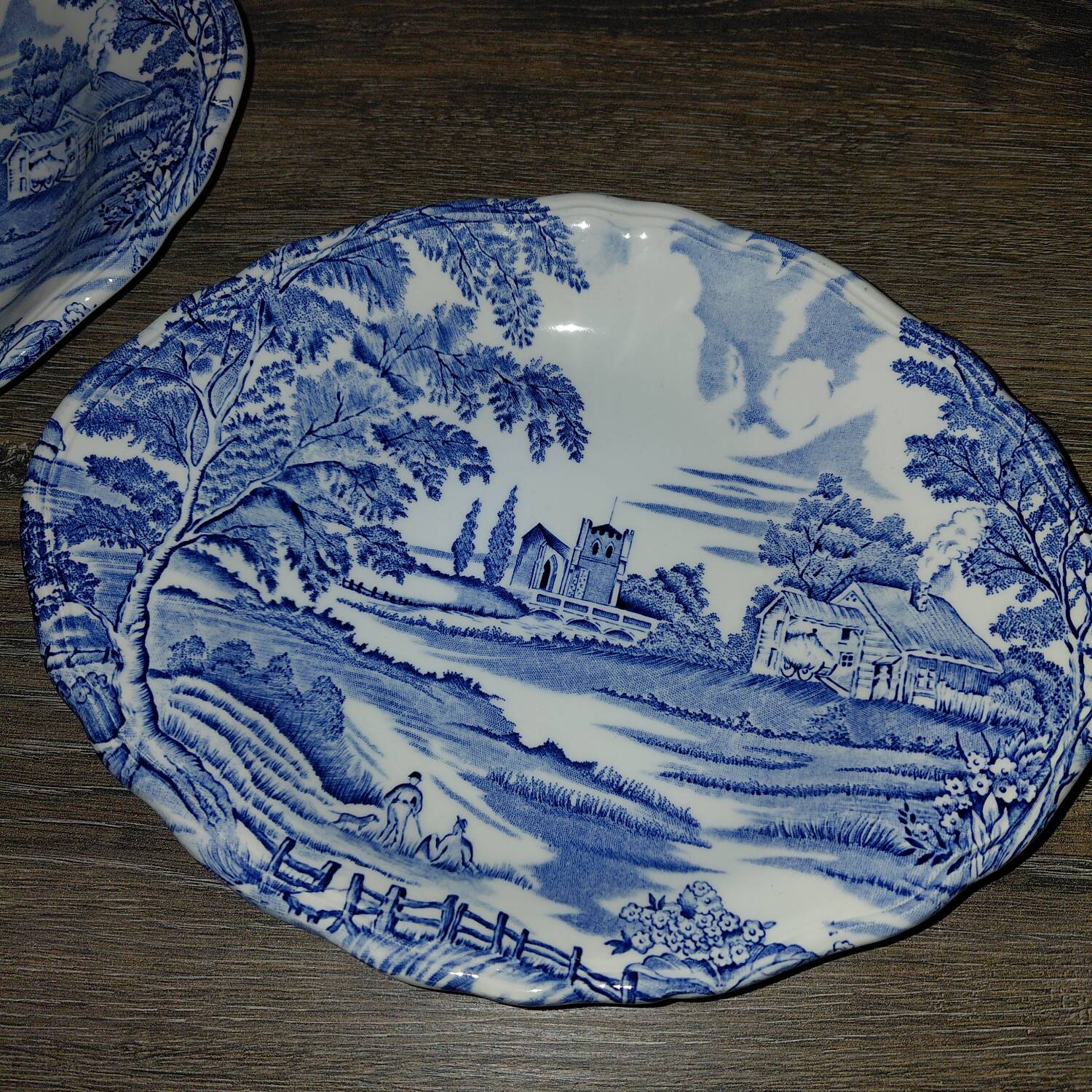 Porcelaine Lunéville - 2 petits plats paysage bleu
