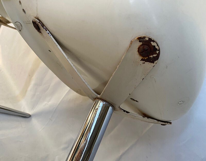 Pair of chairs "lafargue"