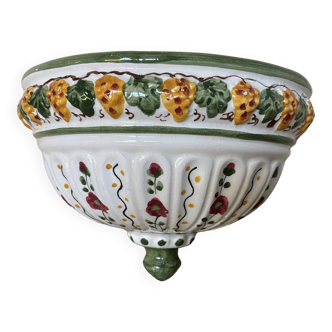 Wall hanging flower pot