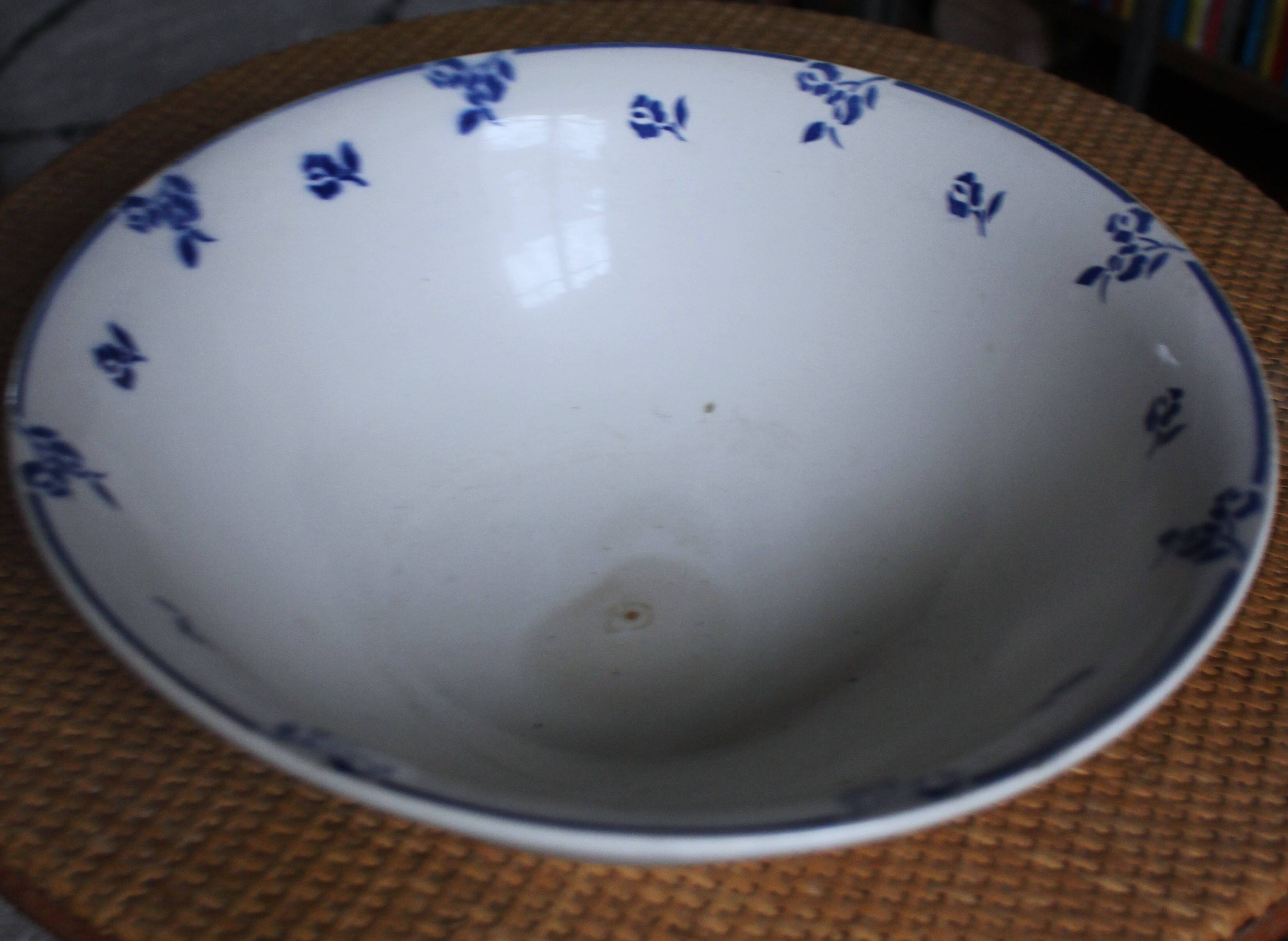 Blue salad bowl Digoin Art Deco Flowers