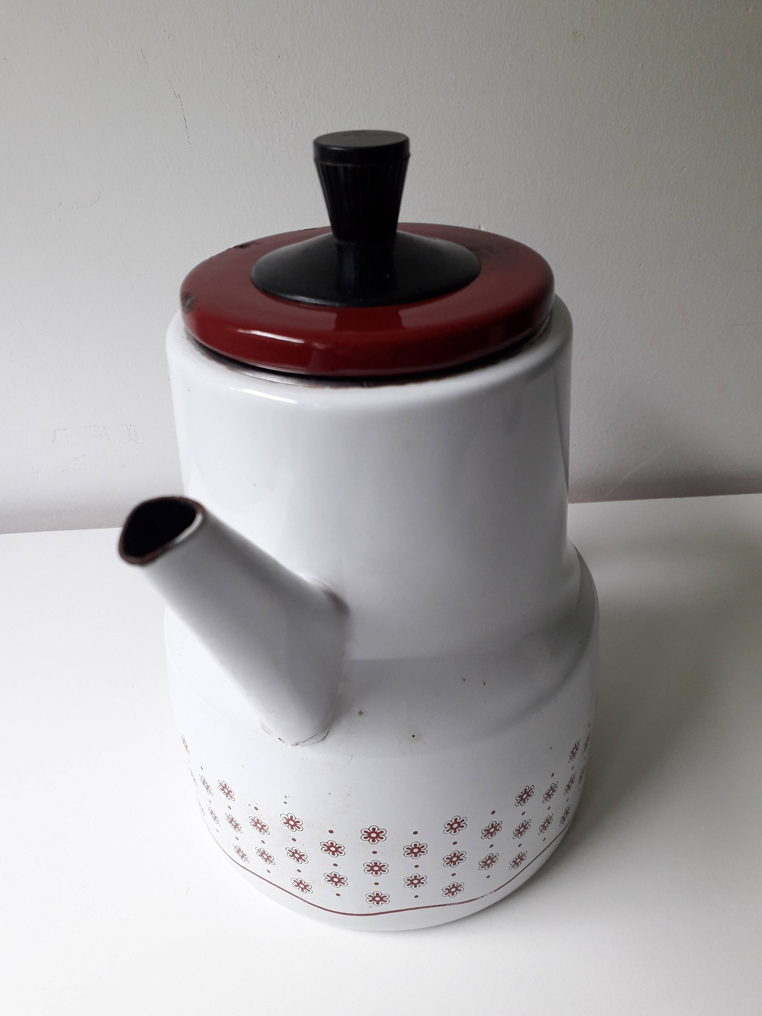 Enameled sheet metal coffee maker 1960 (A1)