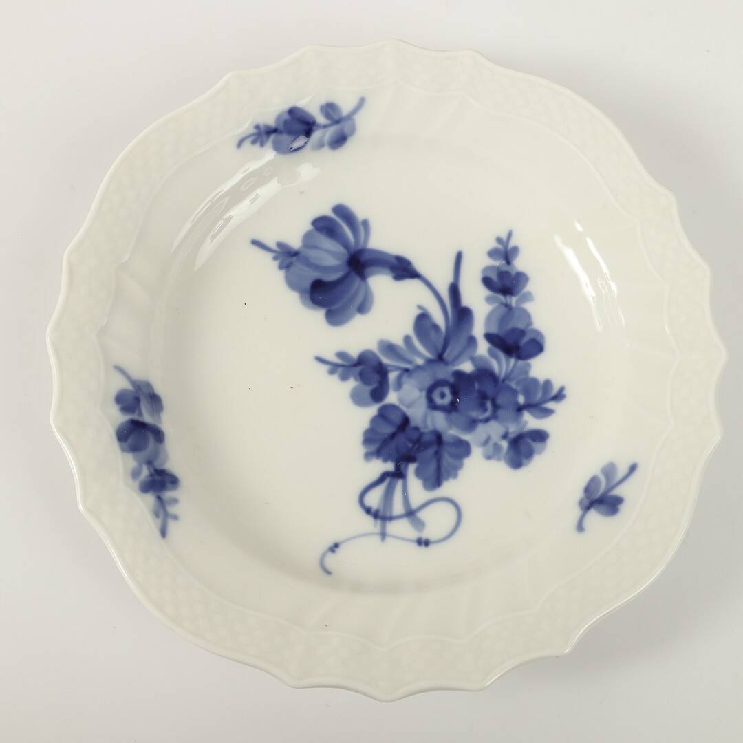 A 42-piece coffee set, “Blå Blomst”, porcelain, Royal Copenhagen, Denmark.