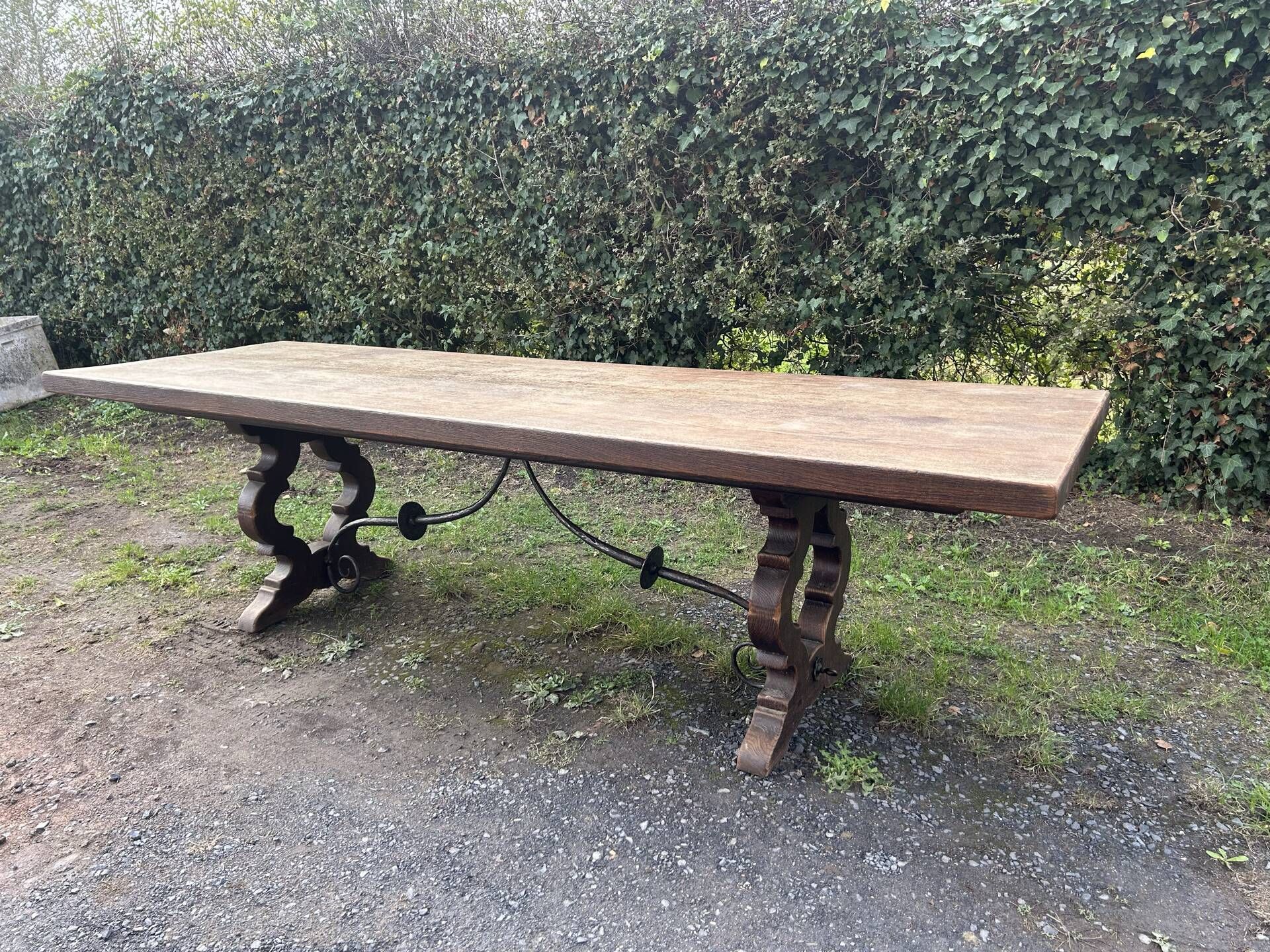 Grande table ancienne de style baroque Espagnol