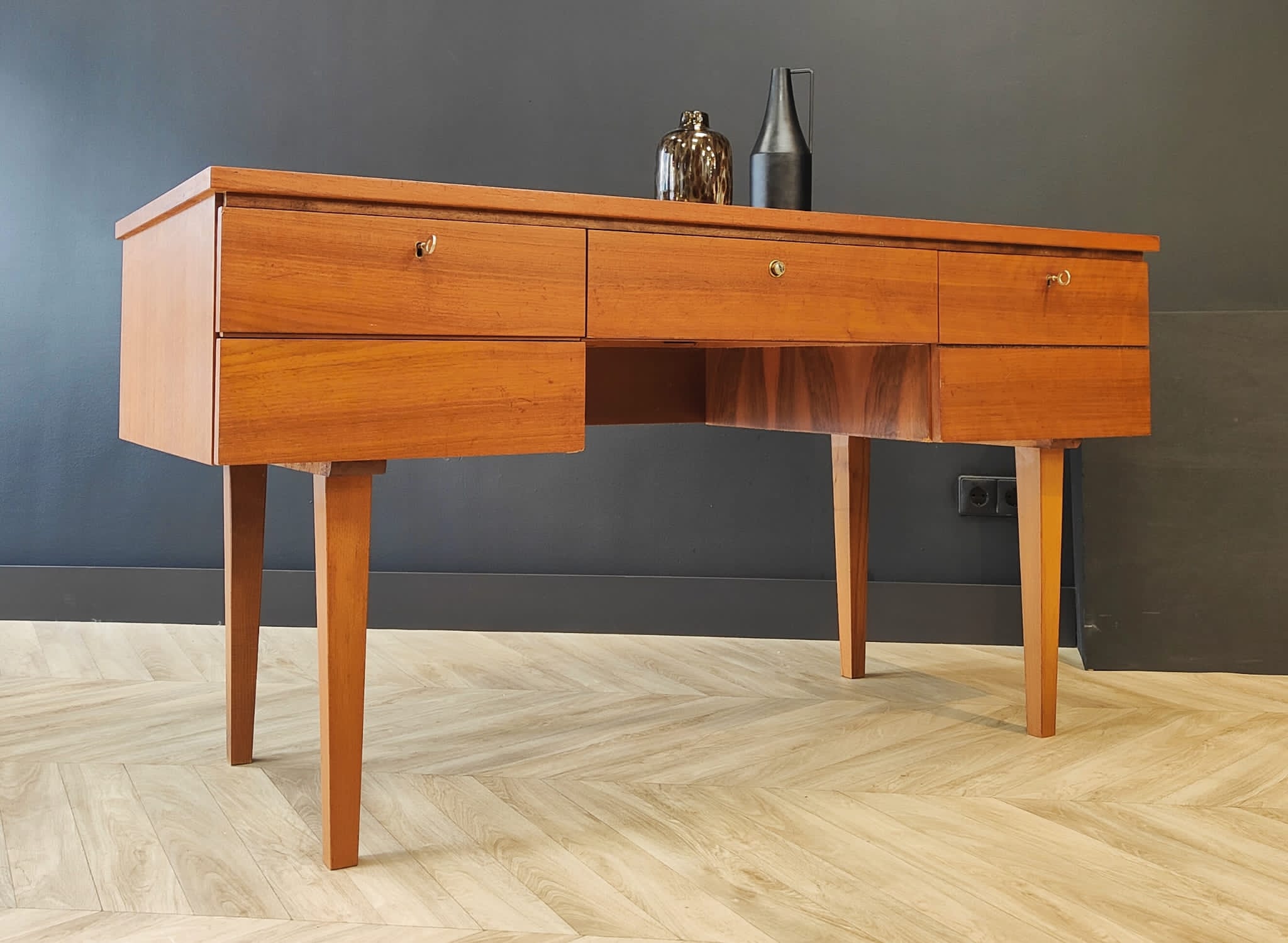 Mid century bureau | vintage
