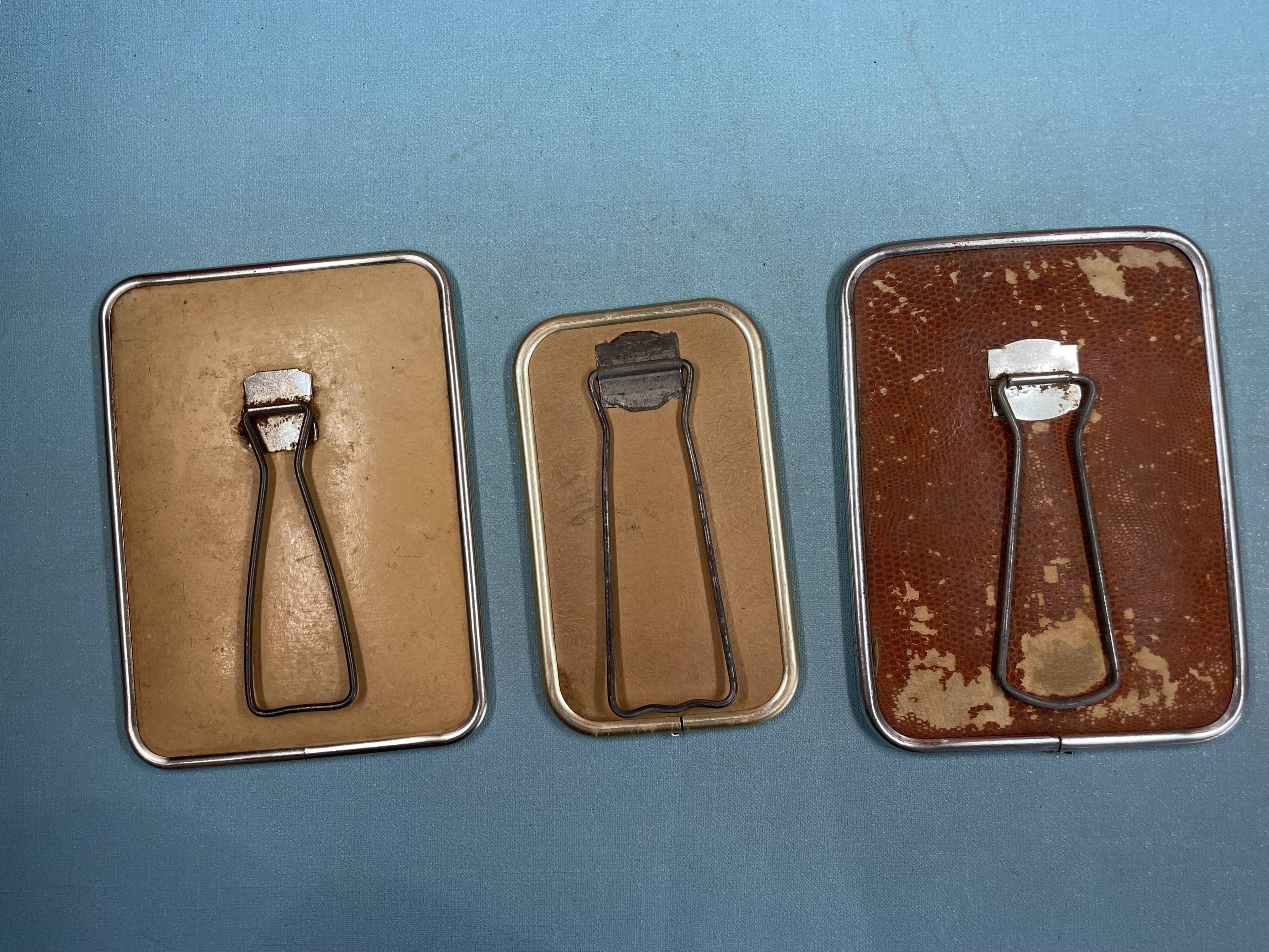 Set of barber mirrors to chain or to put down