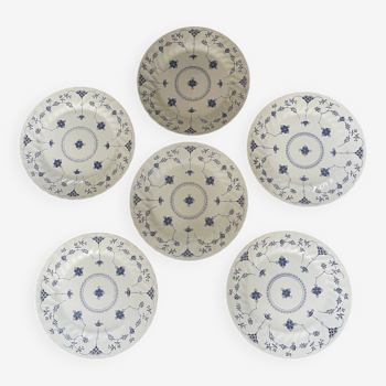 6 flat plates in English porcelain