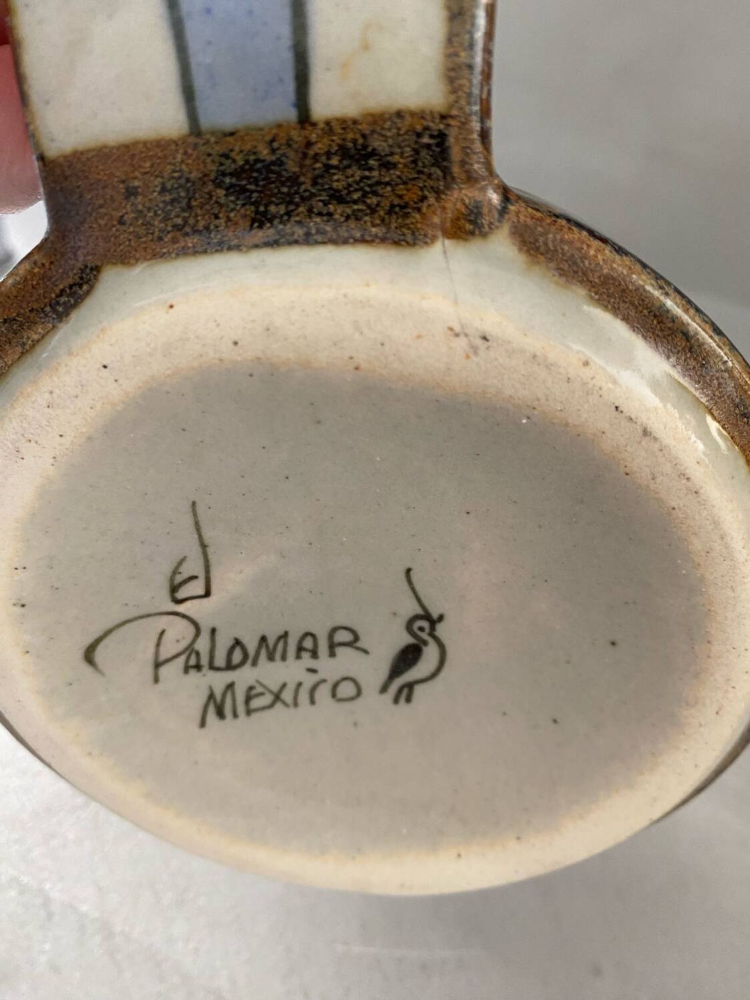 Vase mug en céramique artisanat mexicain signé oiseau fleur