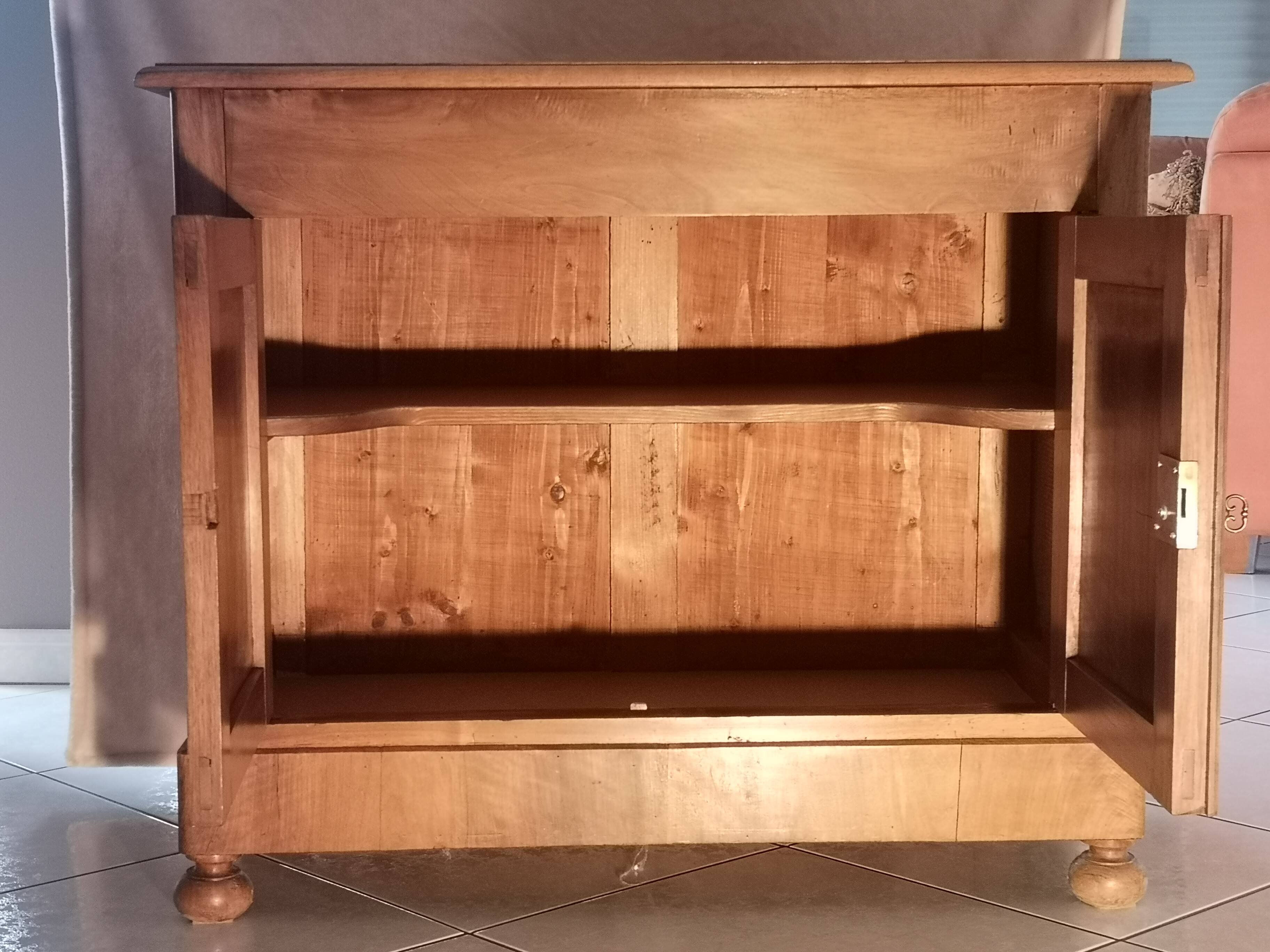 RUSTIC BUFFET IN SOLID WOOD