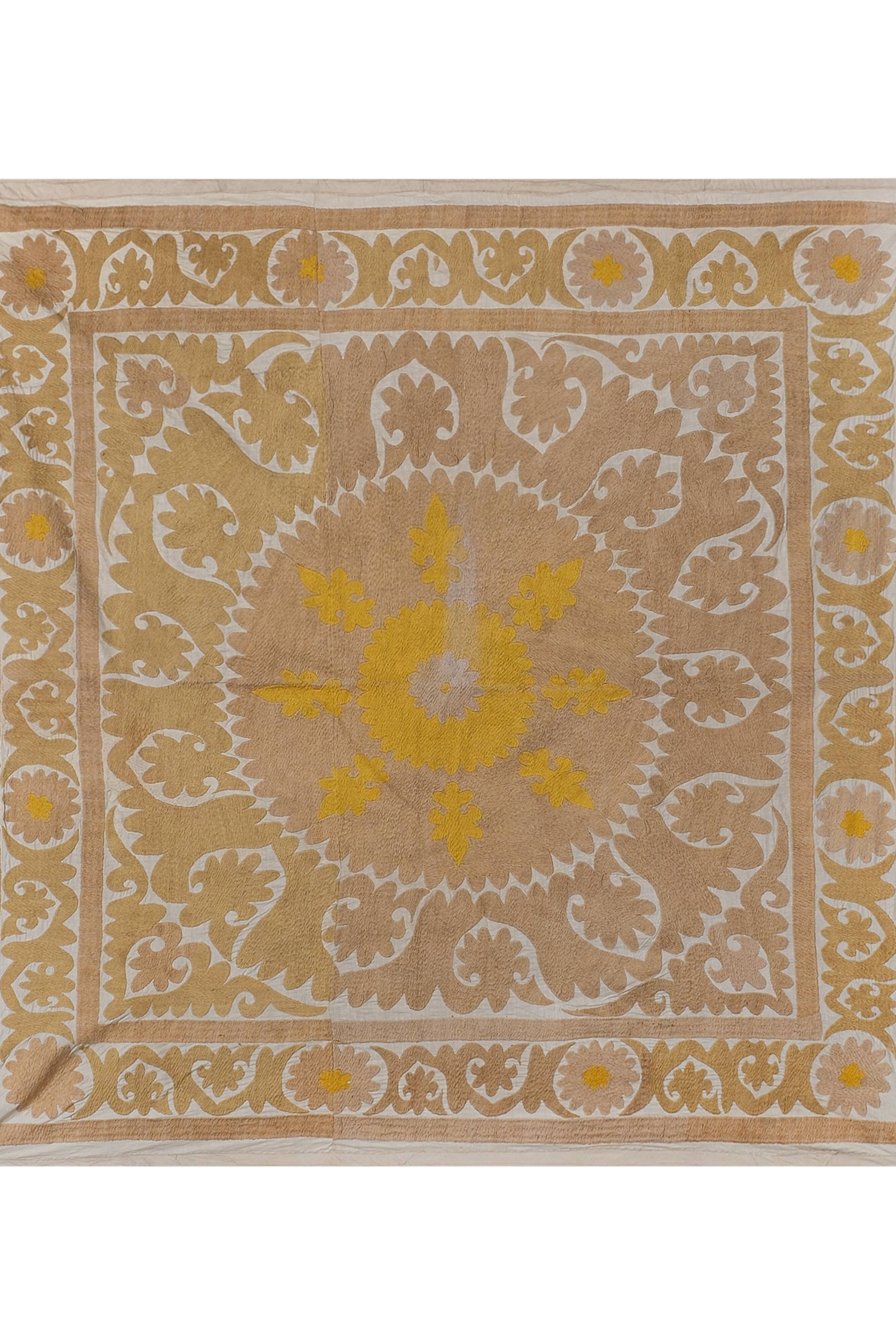 Hand knotted rug, vintage turkish rug 152x152 cm