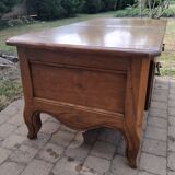 Coffee table, bar.