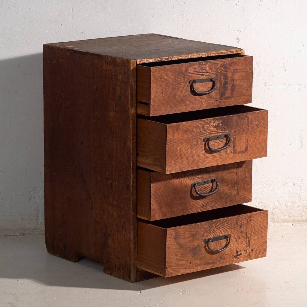 Antique Japanese tansu chest – Japan, circa 1910