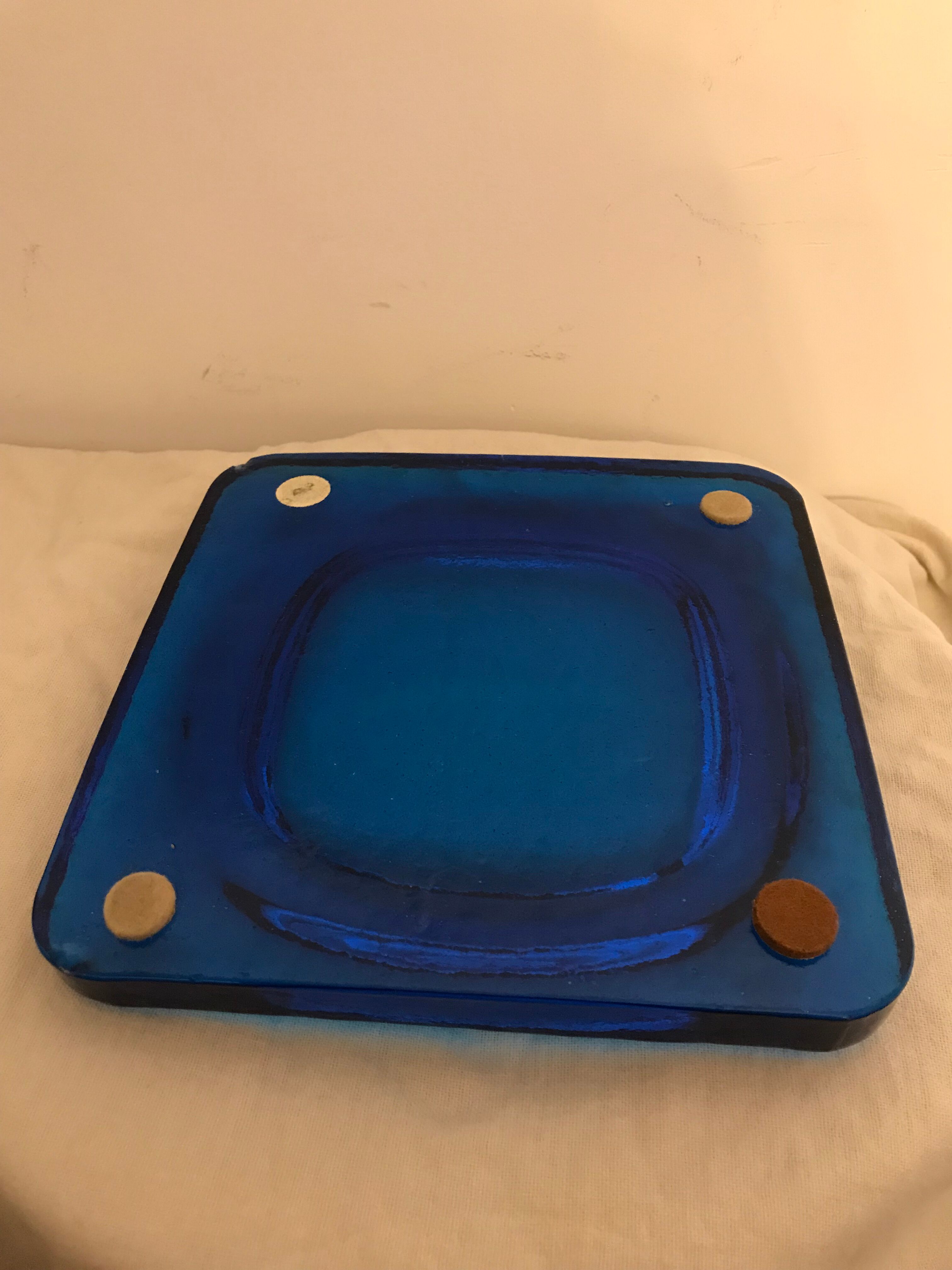 Cendrier en verre bleu 1970