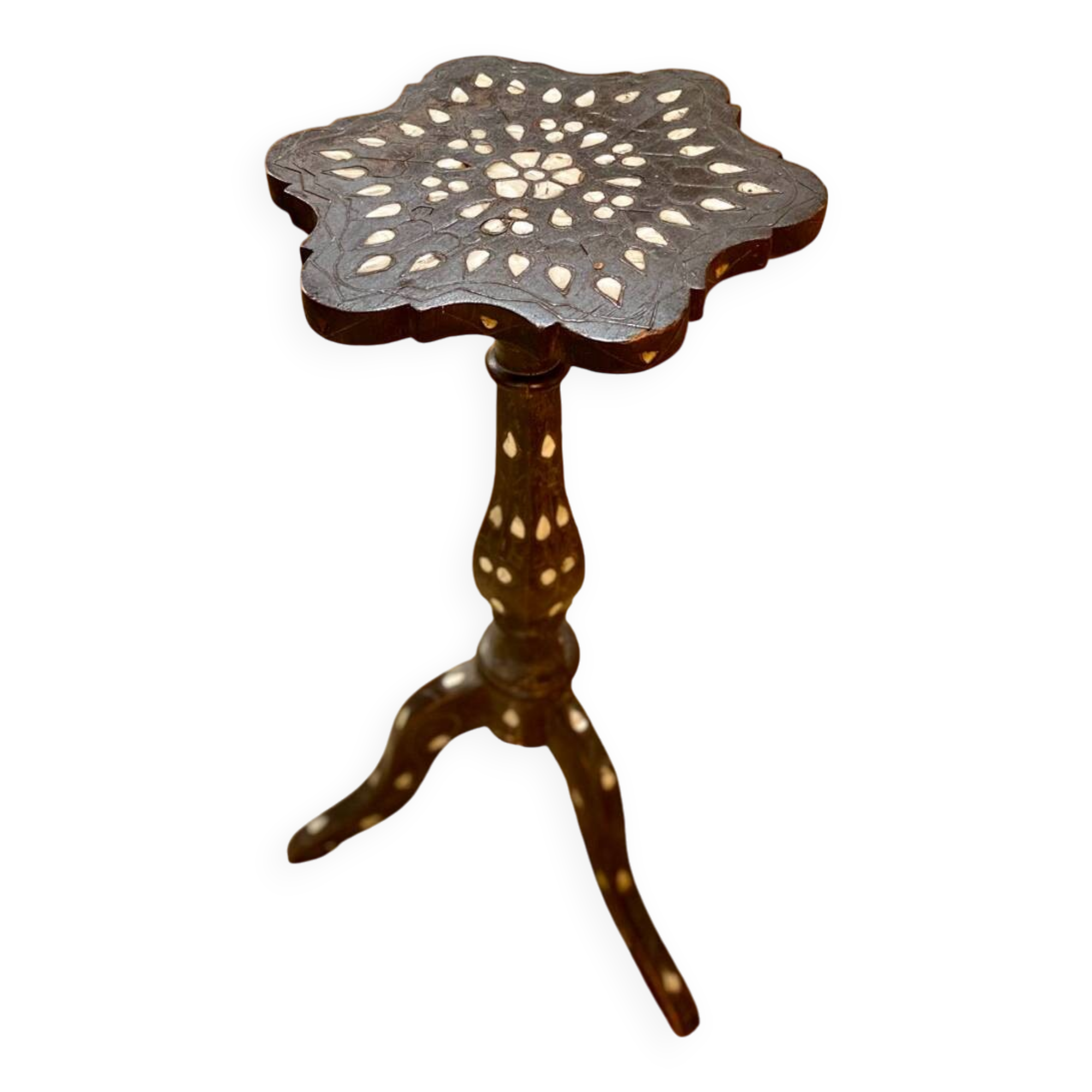 Syrian mother-of-pearl side table / side table