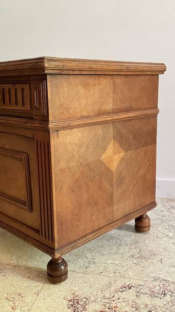 Table de chevet ancienne en bois et marbre