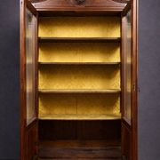 Bibliothèque italienne style Renaissance en noyer vers 1850