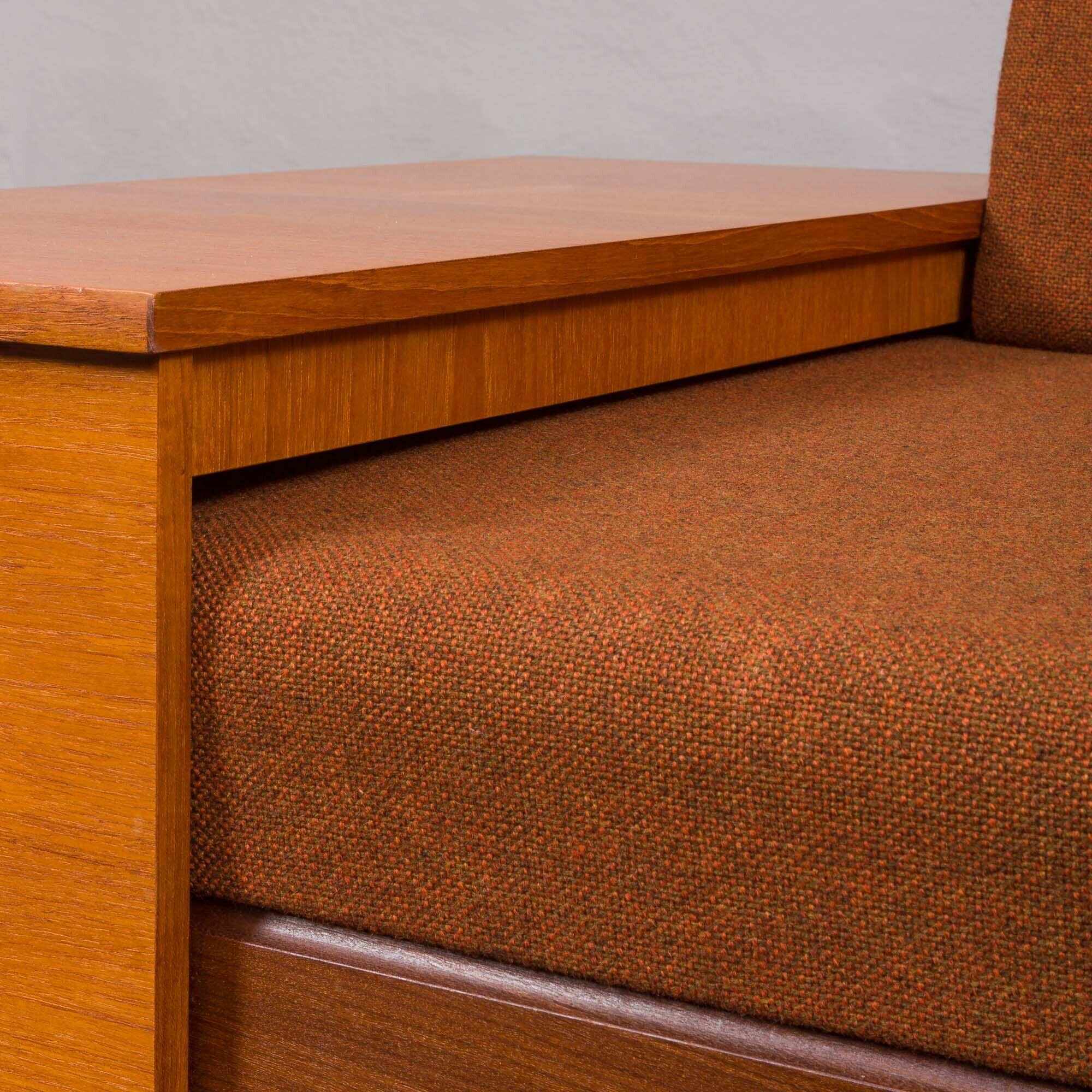 Svane daybed by Igmar Relling in original dark orange wool upholstery, Norway 1970s