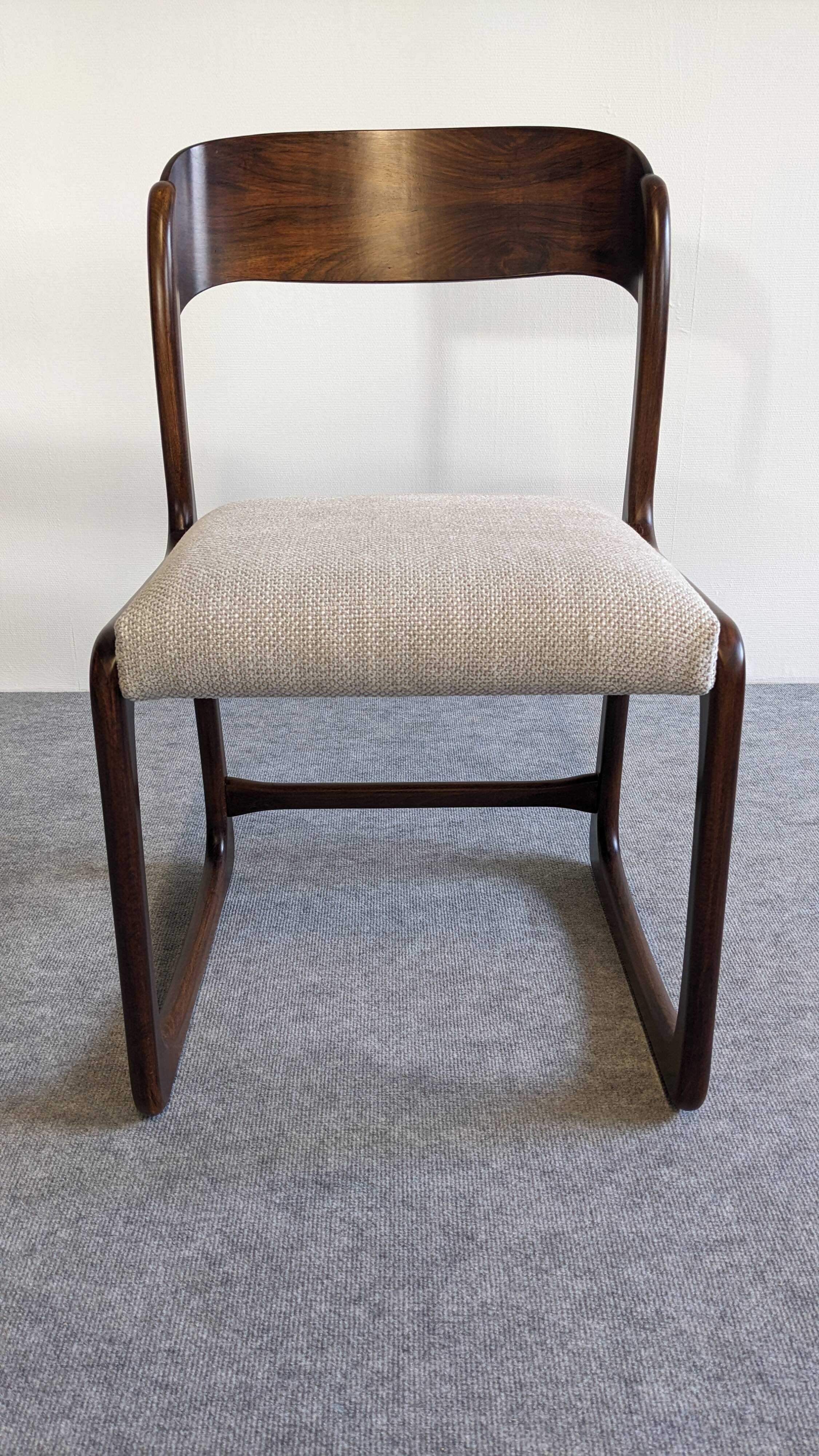 Series of 6 Baumann sled chairs from the 60s/70s