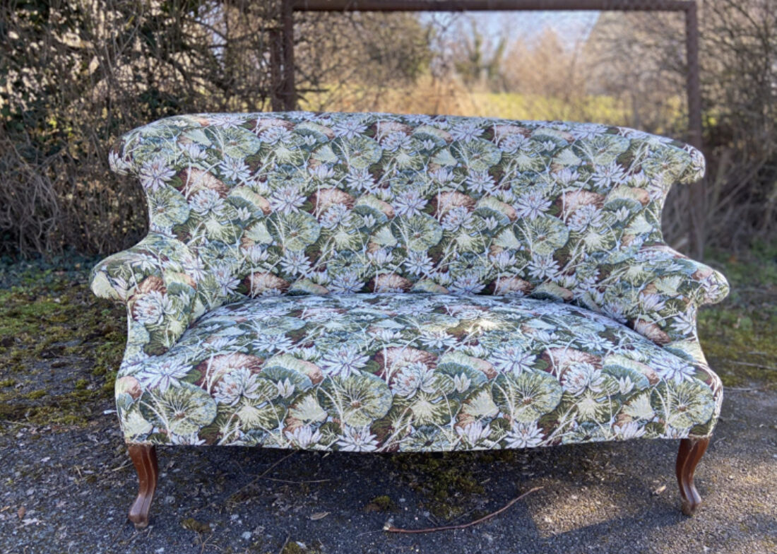 Napoleon III style bench completely renovated