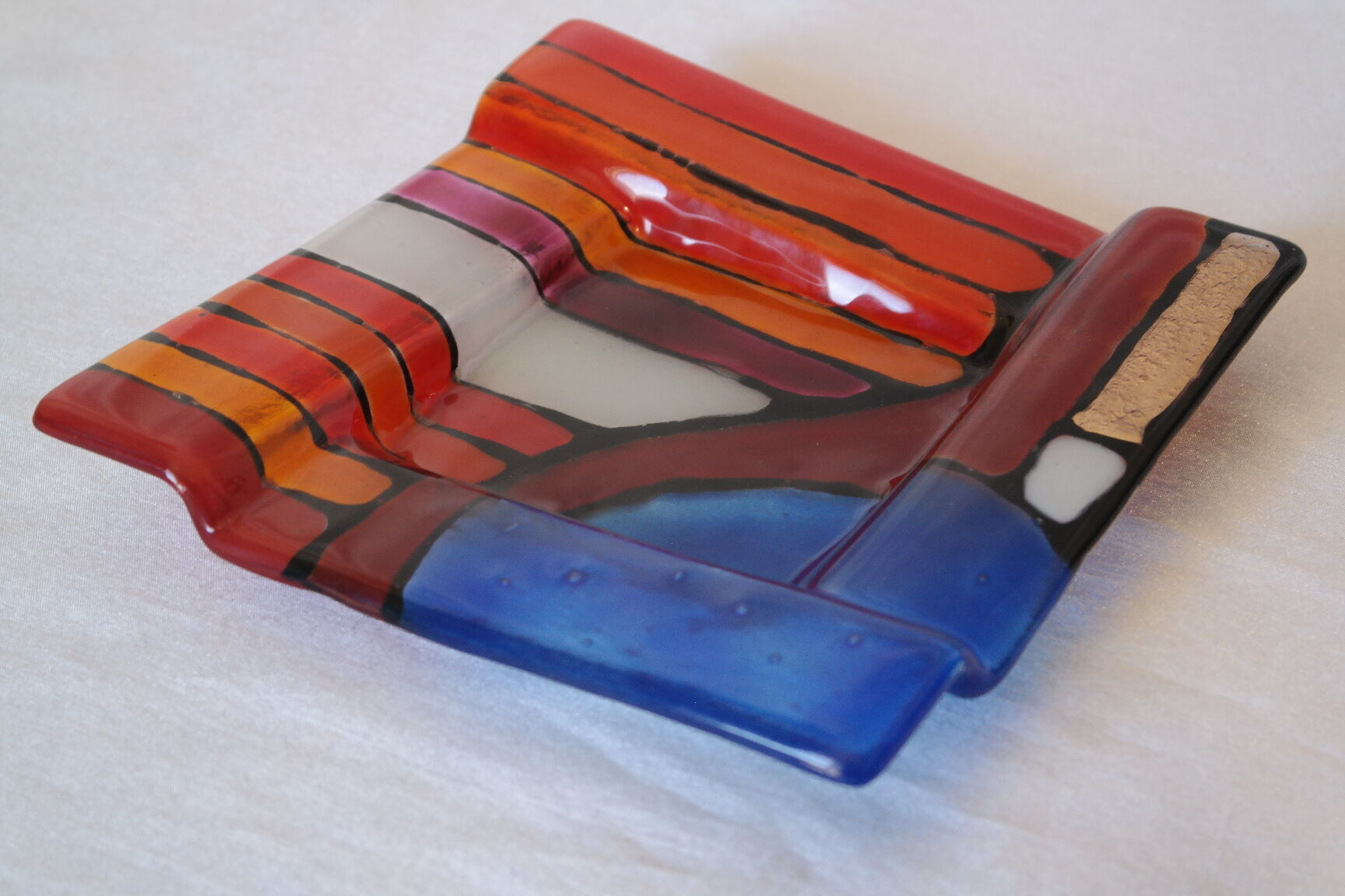 Empty murano glass pocket