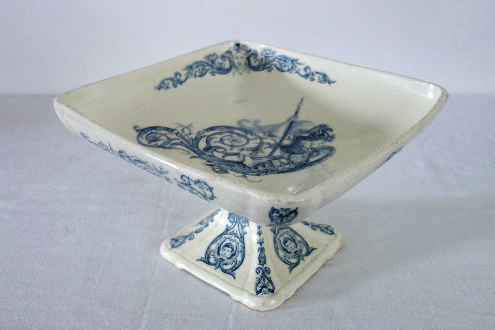 Large Renaissance ironstone compote dish from Clairefontaine JS & Cie, 19th century.