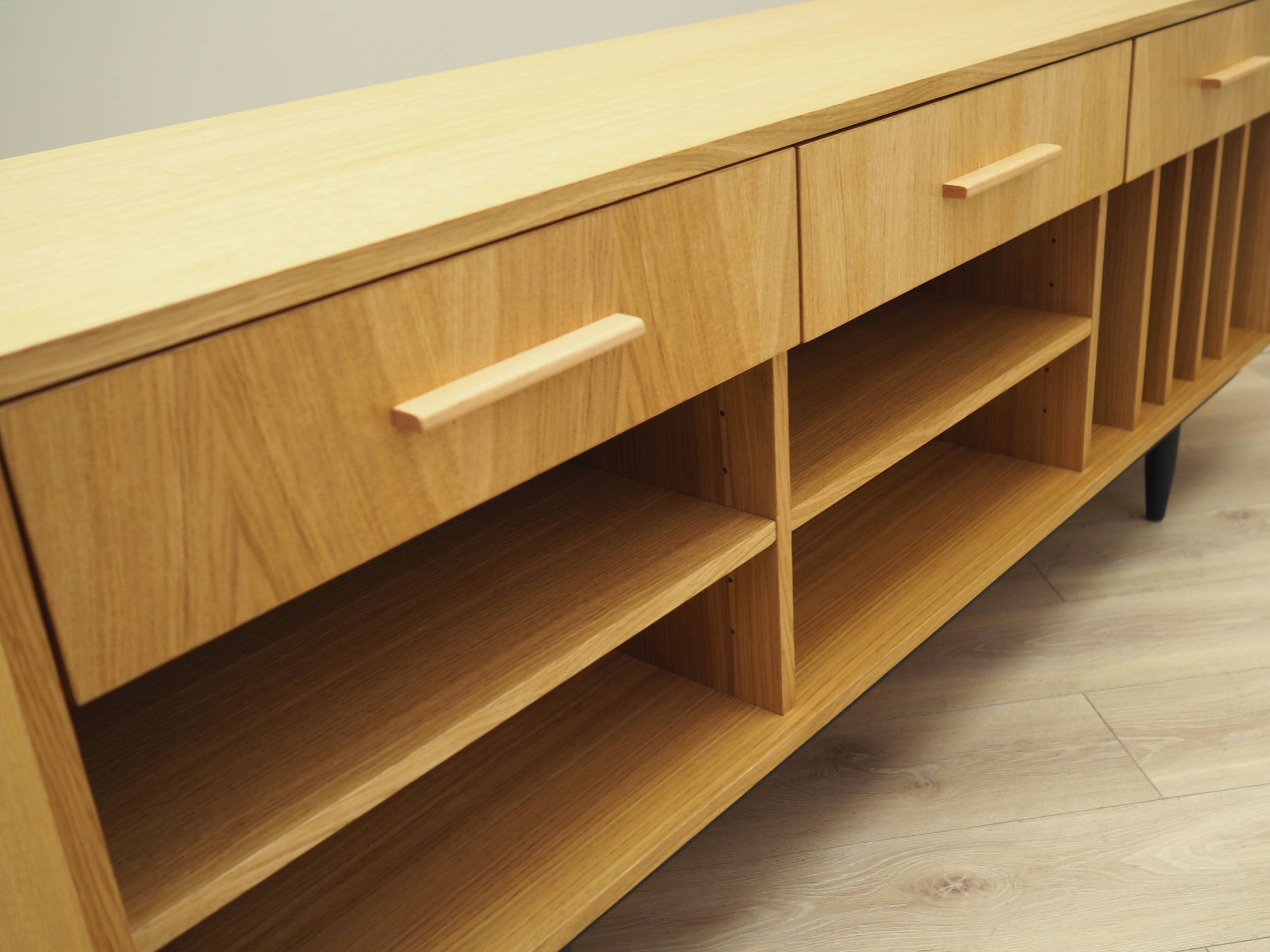 Enfilade en chêne, design scandinave