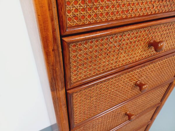 Commode chiffonnier semainier vintage en rotin, bois et cannage