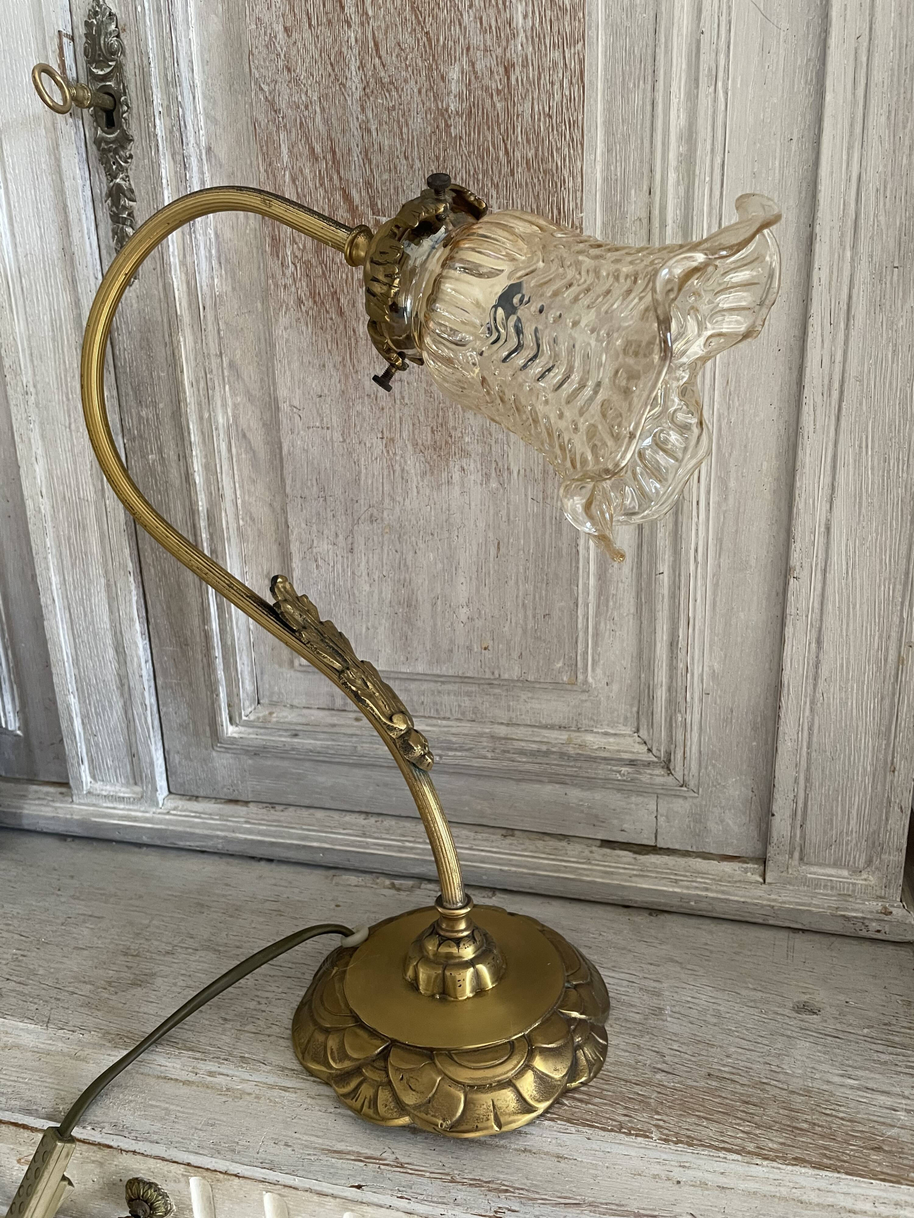 Tulip lamp gooseneck Art Deco