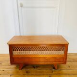 Vintage storage chest in wood and woven rattan