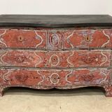 Patinated pink chest of drawers