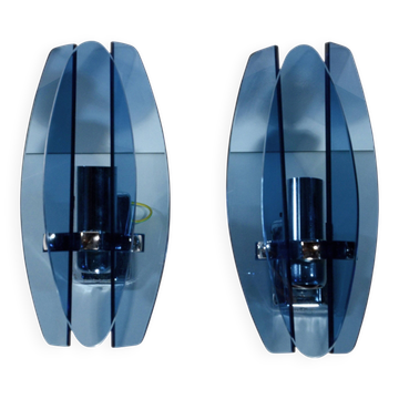 Blue wall sconces attributed to Fontana Arte, 1970.